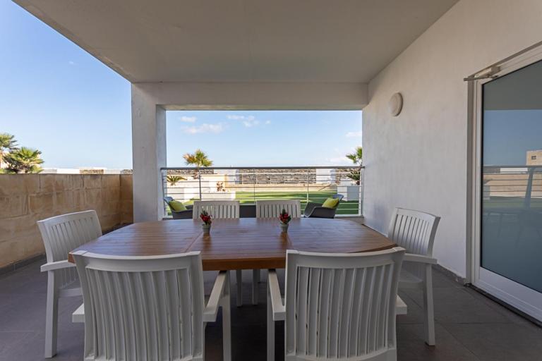 The Sea-Bank Villa Apartments Marsaskala Dış mekan fotoğraf
